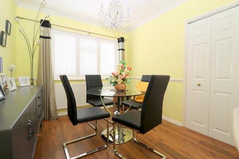 18 Cranbrook Drive, Luton, LU3 3EW