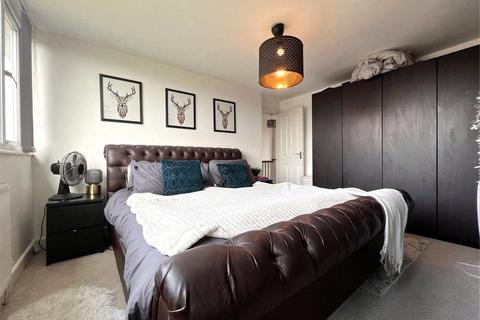 30 Emerald Close, Tuffley, Gloucester, GL4 0RH