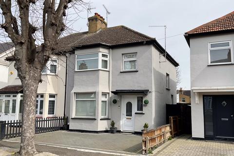 3 bedroom semi-detached house for sale, Southend-on-Sea SS2