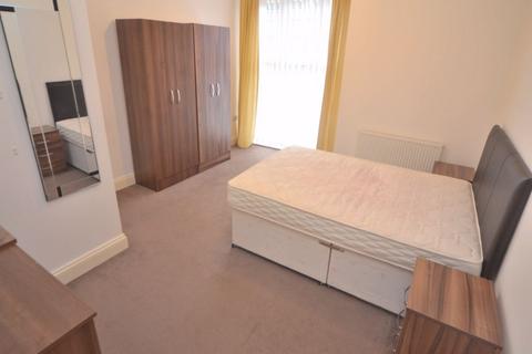 2 bedroom apartment to rent, Moreland Place - ( formerly Kensington House), Sunderland, Ashbrooke, SR2