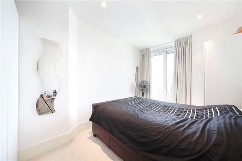 2 bedroom flat for sale, Ensign House, Wandsworth SW18