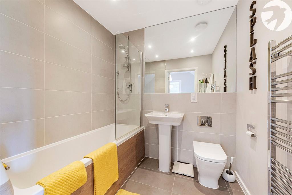 Main Bathroom