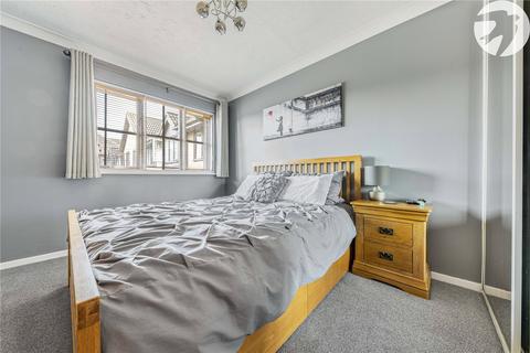 2 bedroom flat for sale, Clifton Walk, Dartford, Kent, DA2