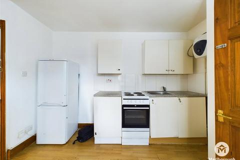 Property to rent, Bradbury Street, Dalston, London, N16