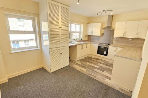 2 bedroom flat for sale, Glayton Court