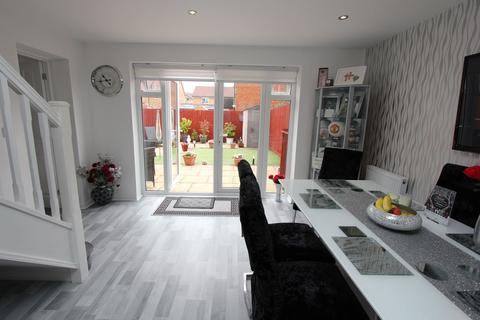 16 Cwrt Newton Pool, Rhoose, Barry, CF62 3LY