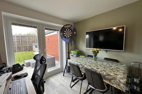 53 Adlington Close, Hampton Gardens, Peterborough, PE7 8QY