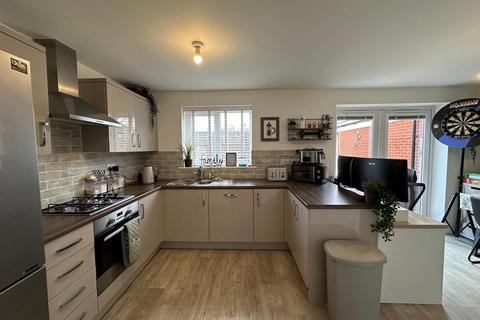 53 Adlington Close, Hampton Gardens, Peterborough, PE7 8QY