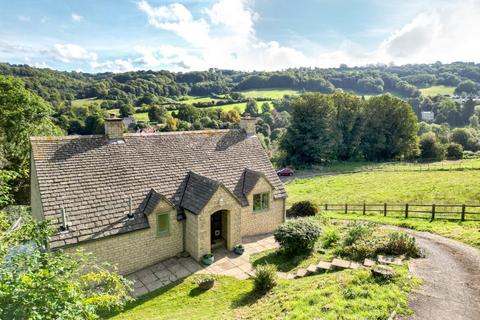 Court Bank Lodge Butterrow Hill, Stroud, GL5 2LF