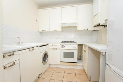 1 bedroom apartment to rent, Canberra Close, Hendon, London, NW4