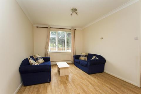 1 bedroom apartment to rent, Canberra Close, Hendon, London, NW4