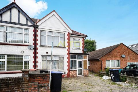 2 bedroom flat to rent, Park Chase, Wembley, Middlesex HA9
