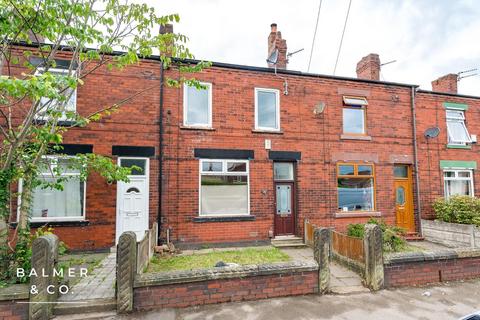 3 bedroom terraced house to rent, Park Road, Hindley WN2