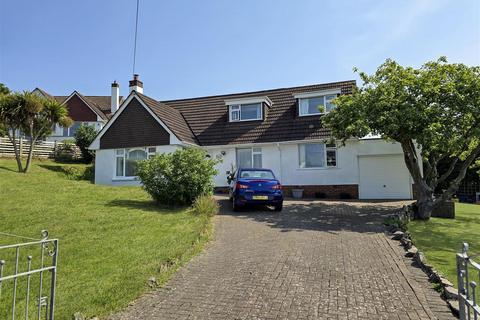 4 bedroom detached bungalow for sale, Ashfield Close, Barnstaple EX31