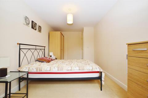 1 bedroom flat for sale, Maltings Close, London, E3 3TD