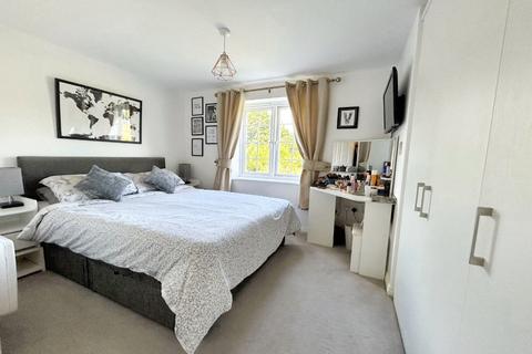 2 bedroom apartment for sale, Micklewait Avenue, Crigglestone, Wakefield, West Yorkshire