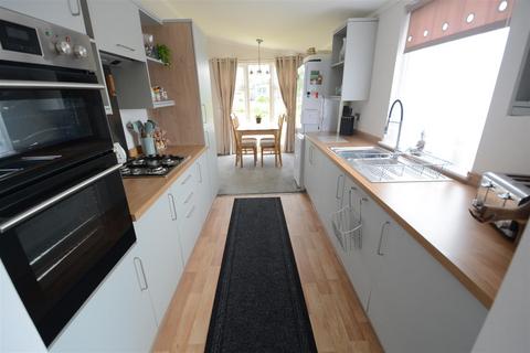 2 bedroom park home for sale, St. George Close, Gateforth Park, Selby