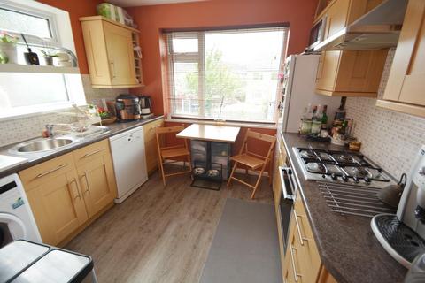 10 Gulliver Close, Northolt, UB5 5QB