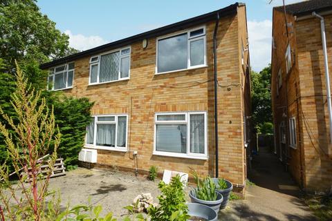 10 Gulliver Close, Northolt, UB5 5QB