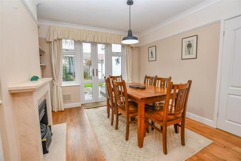 3 bedroom semi-detached house for sale, Kings Road, London Colney, St. Albans