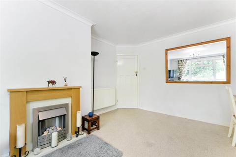 31b Rosebery Road, Epsom, KT18 6AF