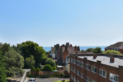 3 bedroom flat for sale, Pevensey Road, St. Leonards-On-Sea