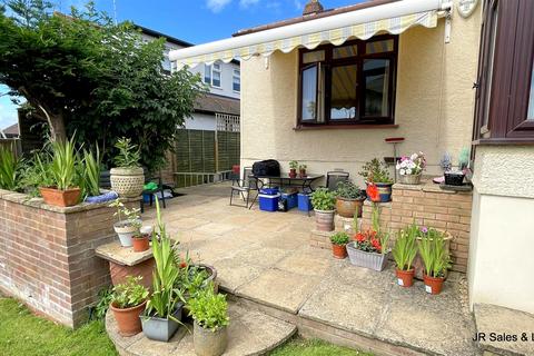 5 bedroom detached bungalow for sale, Burleigh Way, Cuffley