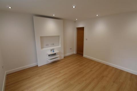 3 bedroom terraced house to rent, Store Street, Lower Darwen, Darwen