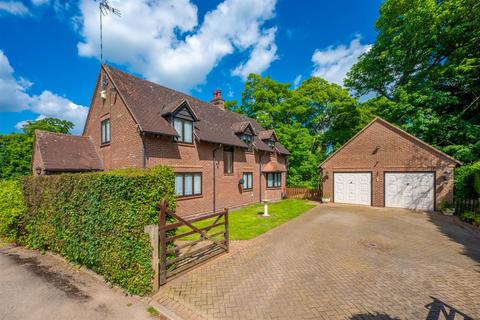 4 bedroom detached house for sale, Stratford Road, Wootton Wawen Henley-In-Arden B95