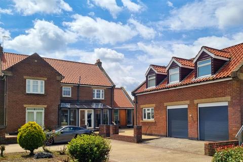 6 bedroom detached house for sale, Waddale End, Malton YO17