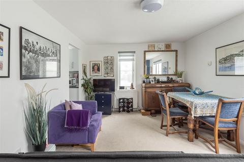 2 bedroom flat for sale, Twyford Road, St. Albans
