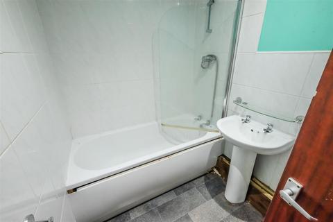 3 bedroom terraced house for sale, Brighouse Wood Lane, Brighouse