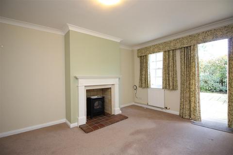 2 bedroom end of terrace house to rent, Stour Court, Sandwich