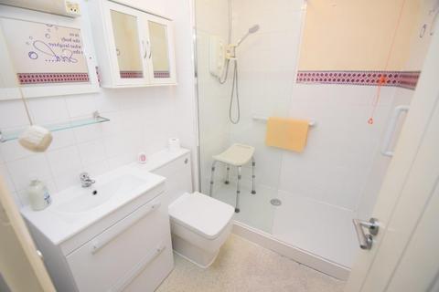 1 bedroom flat for sale, Green Street, Eastbourne BN21