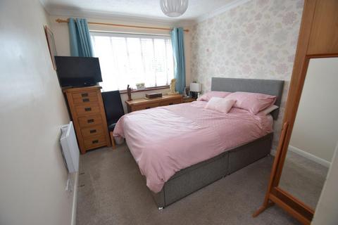 1 bedroom flat for sale, Green Street, Eastbourne BN21