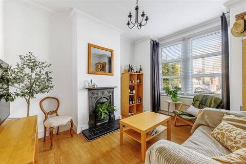 3 bedroom terraced house for sale, Junction Road, London