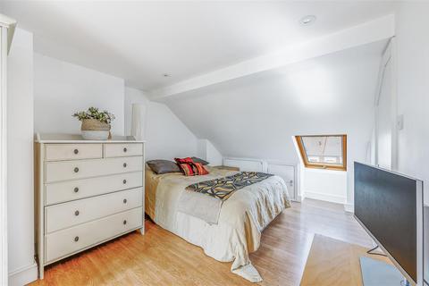 5 Junction Road, London, W5 4XP