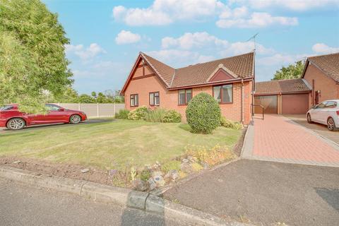 2 bedroom semi-detached bungalow for sale, Moor Close, Southport, Ainsdale PR8