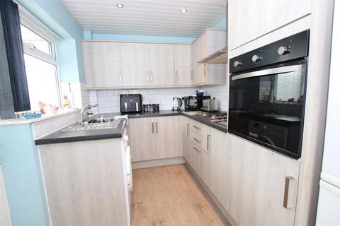 2 bedroom semi-detached bungalow for sale, Westfield Lane, Shipley