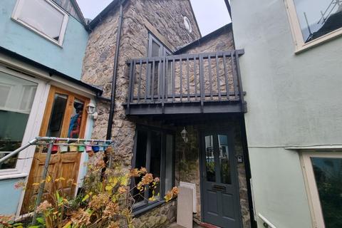 2 bedroom terraced house to rent, Market Place, Wirksworth DE4