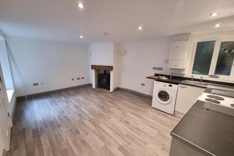 2 bedroom terraced house to rent, Market Place, Wirksworth DE4