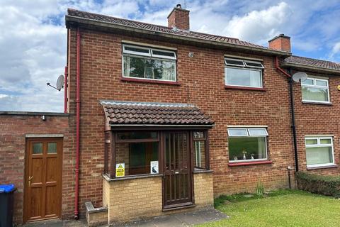 2 bedroom end of terrace house for sale, Helmdon Crescent, Northampton NN2