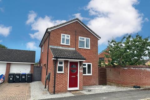 14 Bramble End, Northampton, NN4 9YD