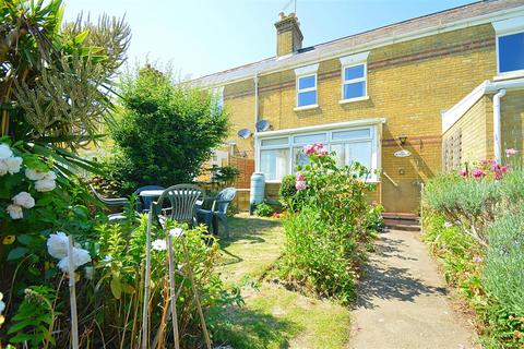 3 bedroom terraced house for sale, CHARACTER COTTAGE OPPOSITE BEACH * SANDOWN