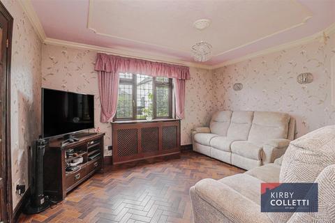 2 bedroom semi-detached house for sale, Orchard Square, Wormley