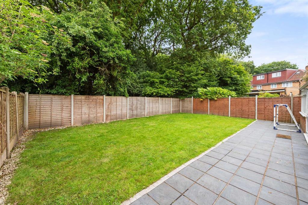 9 Besford Grove, Shirley, B90 4 YU 10.jpg