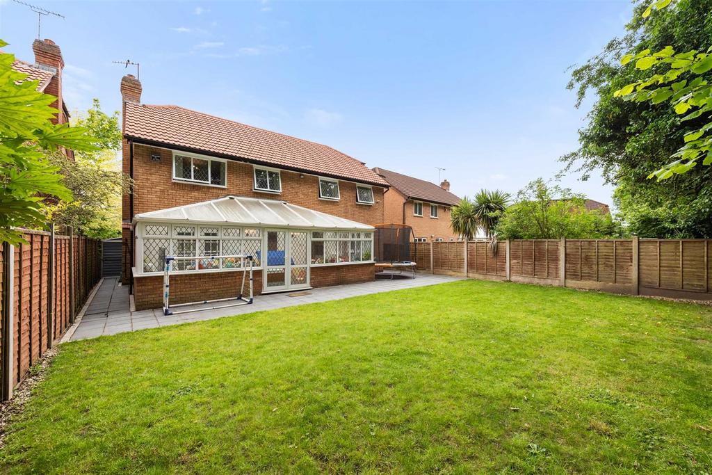 9 Besford Grove, Shirley, B90 4 YU 11.jpg