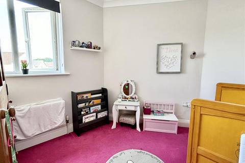 9 Border Drive, Upton, Poole, BH16 5DU