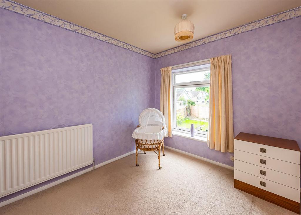 1 Fairfield Drive-Bedroom3.jpg