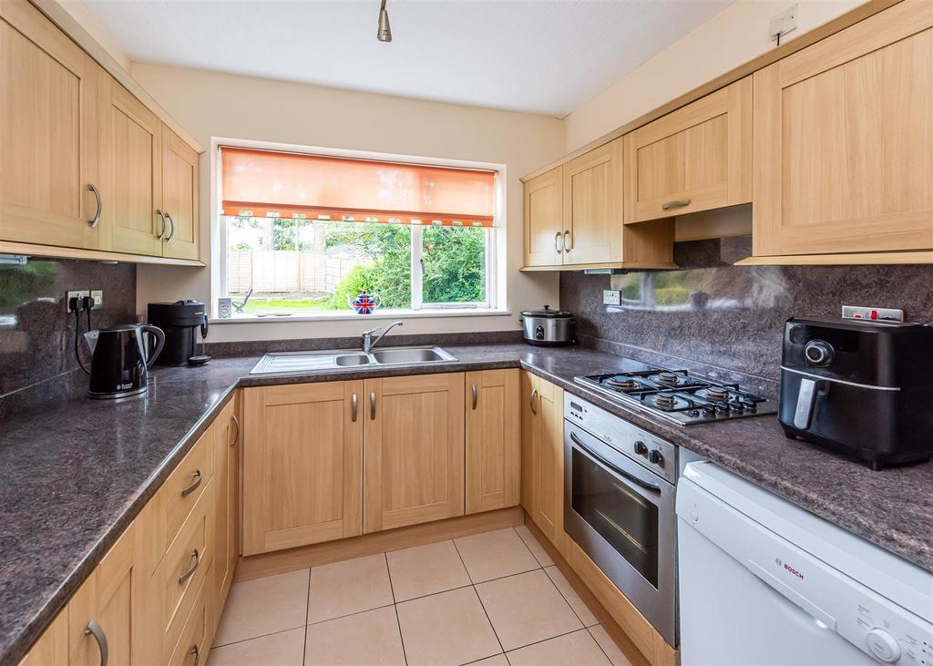 1 Fairfield Drive-Kitchen.jpg